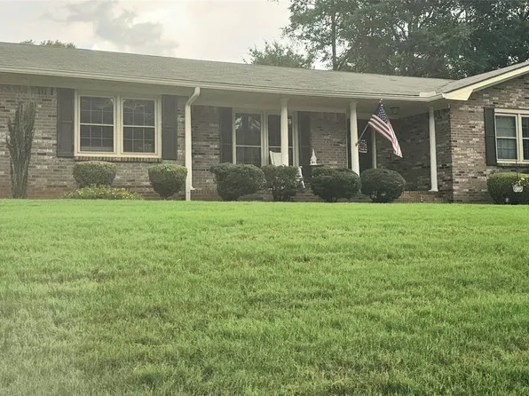 209 E Hickory Bend Rd, Enterprise, AL 36330