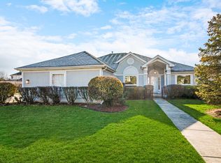 2479 Adamsway Dr, Aurora, IL 60502