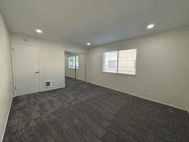 Lake View Terrace — Photo 32