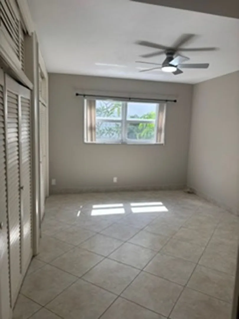 Spacious 2BR Condo in Pompano Beach — Photo 4