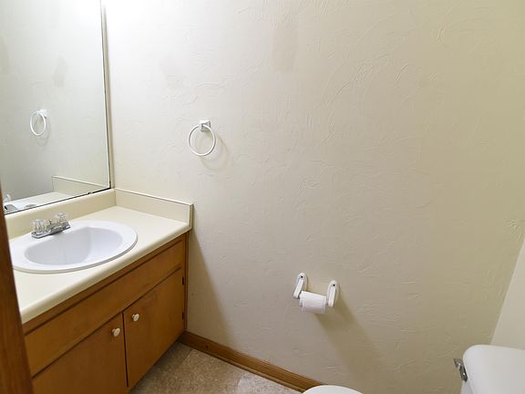 4th image of 5503 Sombra Del Lago Dr