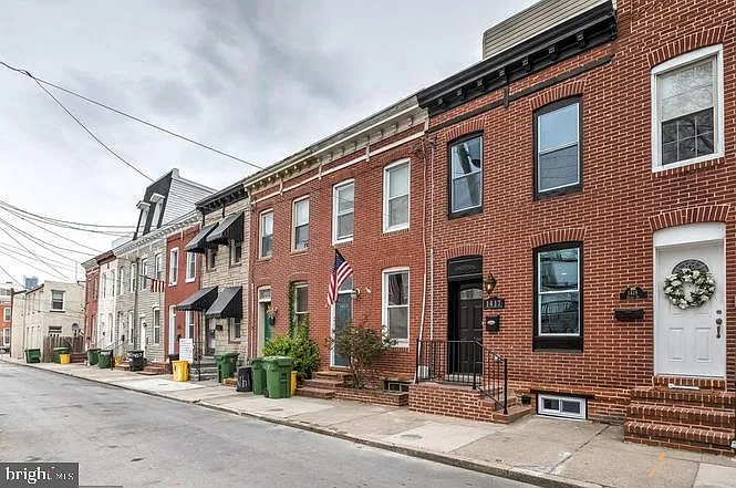 Building Photo - 1417 Olive St