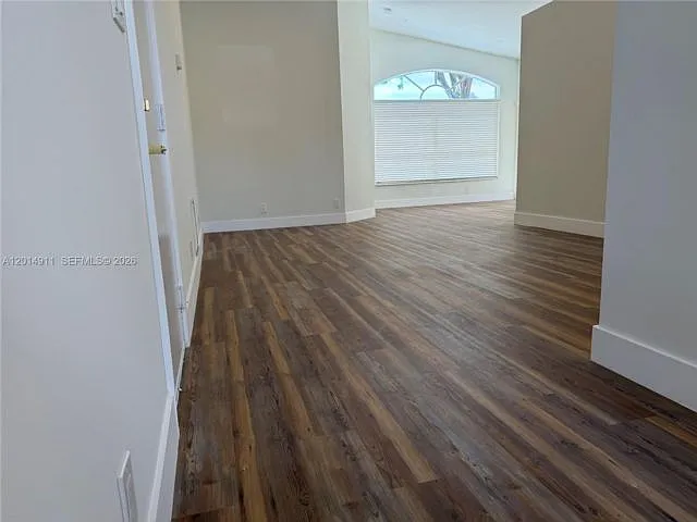 8113 SW 157th Ct — Photo 4