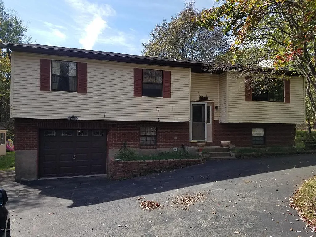 277 Skyline Dr photo 1