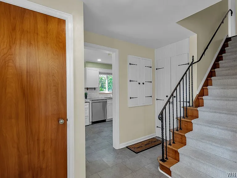 69 Berryman Dr — Photo 17