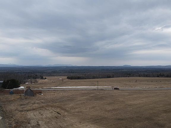 2nd image of 6 Prairie Road