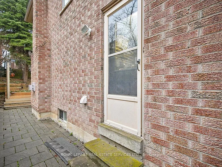 4023 Powderhorn Ct — Photo 37