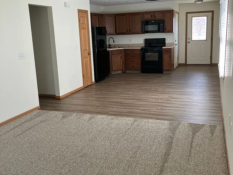 1046 Laurel Tree Ct #D — Photo 3