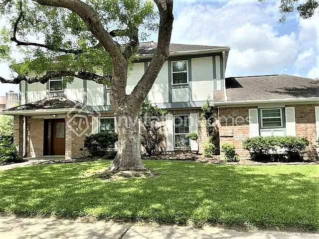 1st image of 105 Saint Andrews Dr