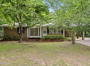 1069 Kings Landing Rd, Hampstead, NC 28443