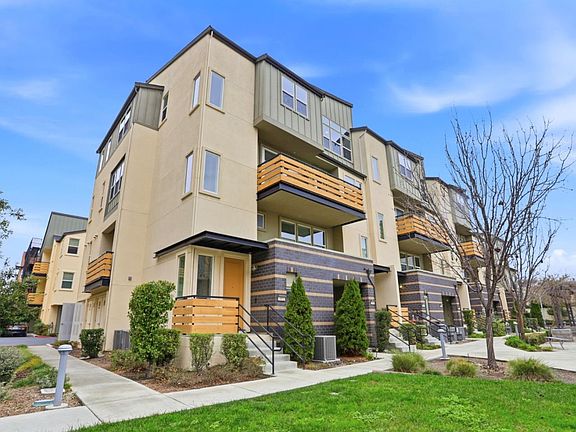 2nd image of 2051 Mahuron Cir