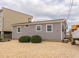 7 Weaver Dr, Manahawkin, NJ 08050
