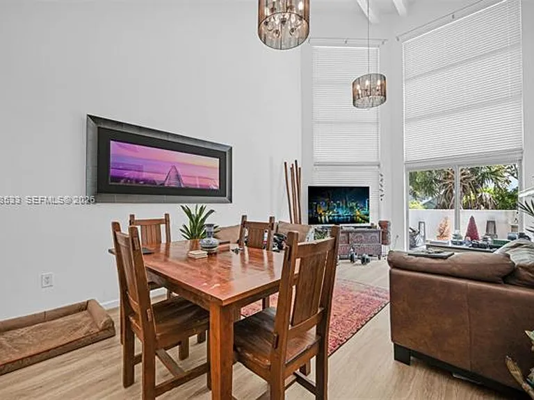 7728 Collins Ave #5 — Photo 9