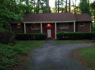 1735 Loch Lomond Trl SW, Atlanta, GA 30331