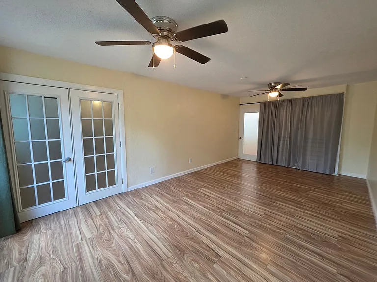 208 Pine Cone Trl — Photo 30