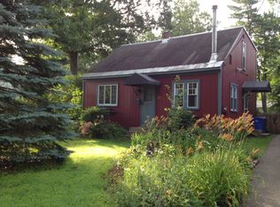 33 Woodbury Rd, Burlington, VT 05408