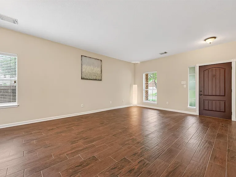 10427 Lyndon Meadows Dr — Photo 5