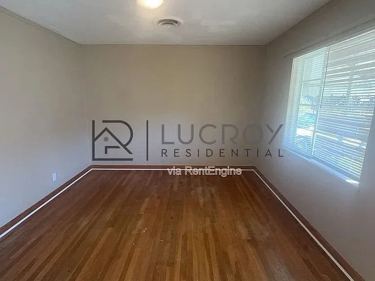 316 Woody Dr — Photo 8