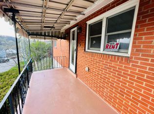 522 10th St, Pitcairn, PA 15140