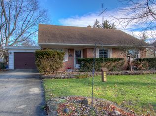 326 Terrace Dr, Sycamore, IL 60178