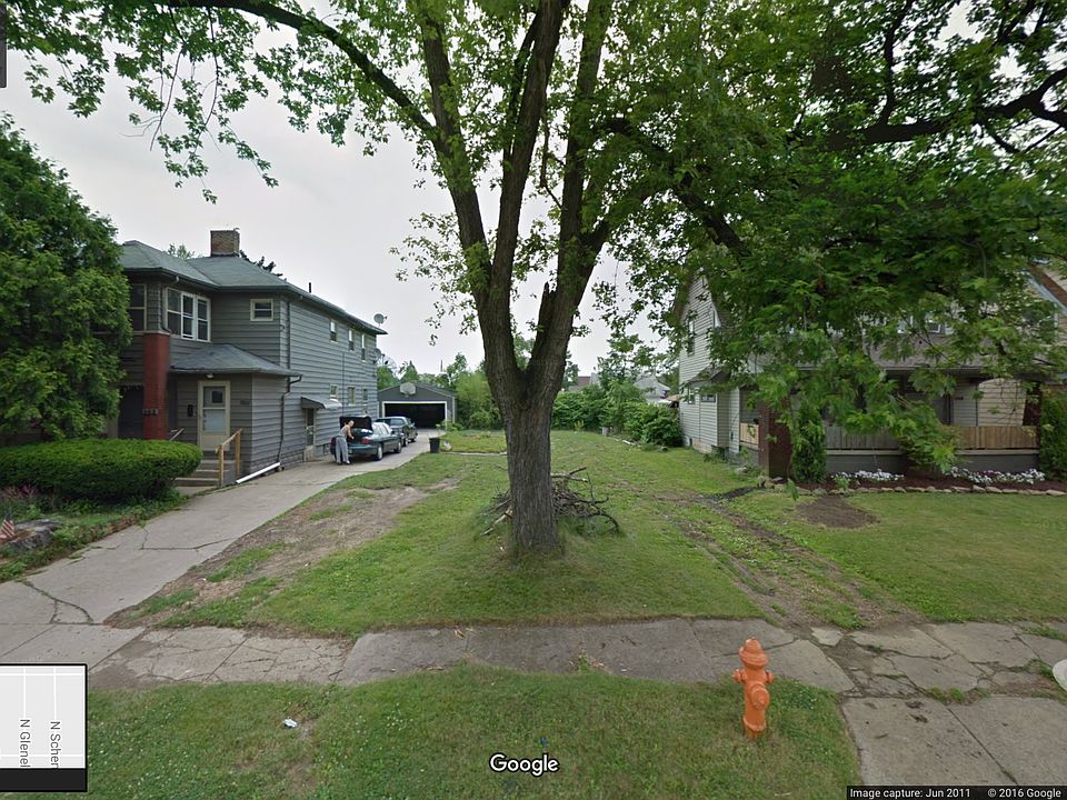 1st image of 135 Wesley Ave