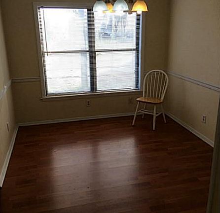 5th image of 453 Lucas Ave
