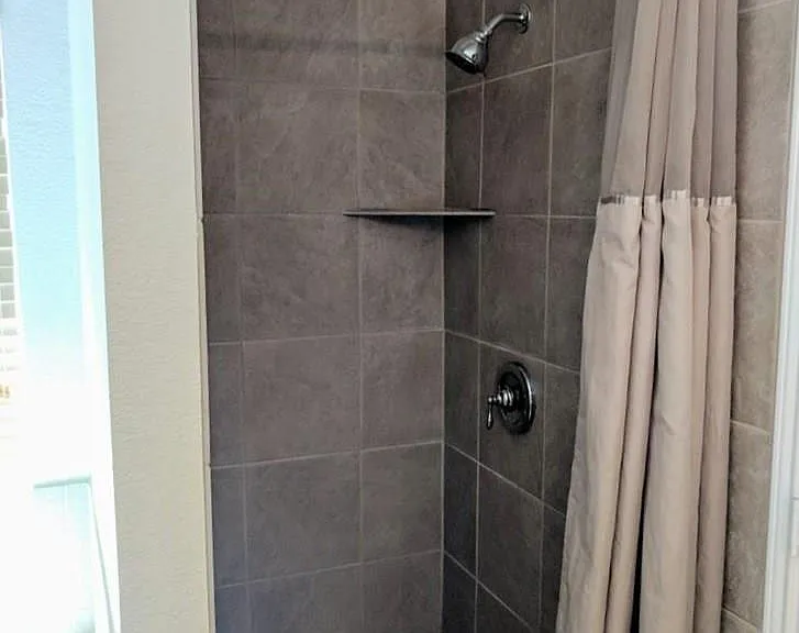 2200 Fieldcrest Dr — Photo 18