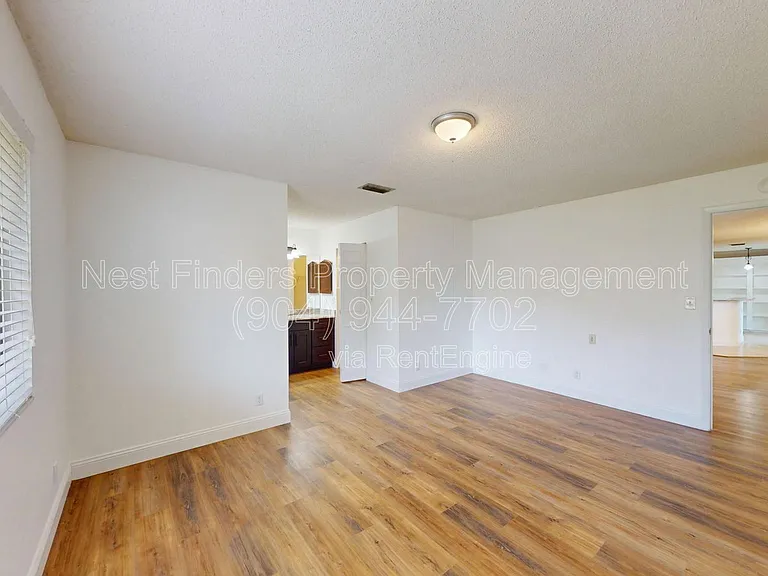 111 Lobelia Rd — Photo 13