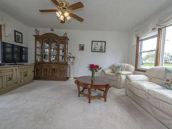 4th image of 4147 N 110th St