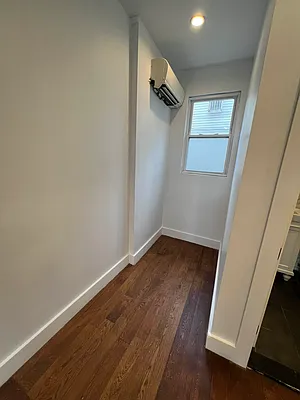 Rented by Delmark Realty LLC | media 23