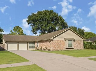 9110 Tooley Dr, Houston, TX 77031
