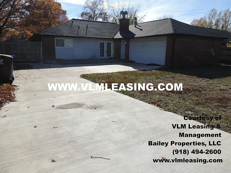 404 W Vicksburg St — Photo 5