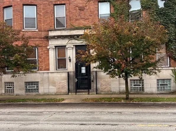 (undisclosed Address), Chicago, IL 60637