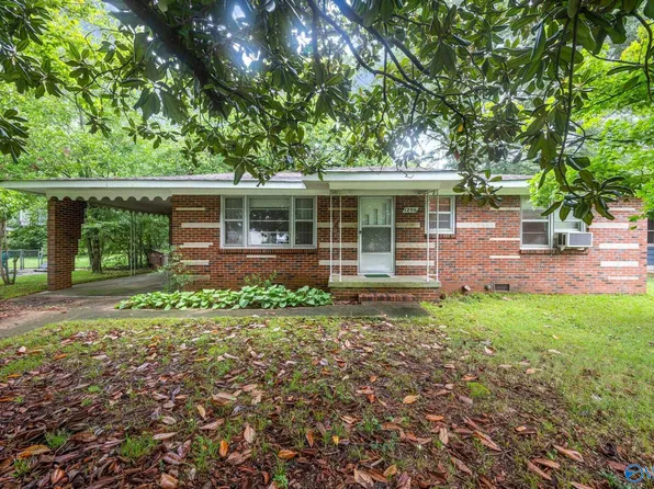 1206 Carridale St SW, Decatur, AL 35601