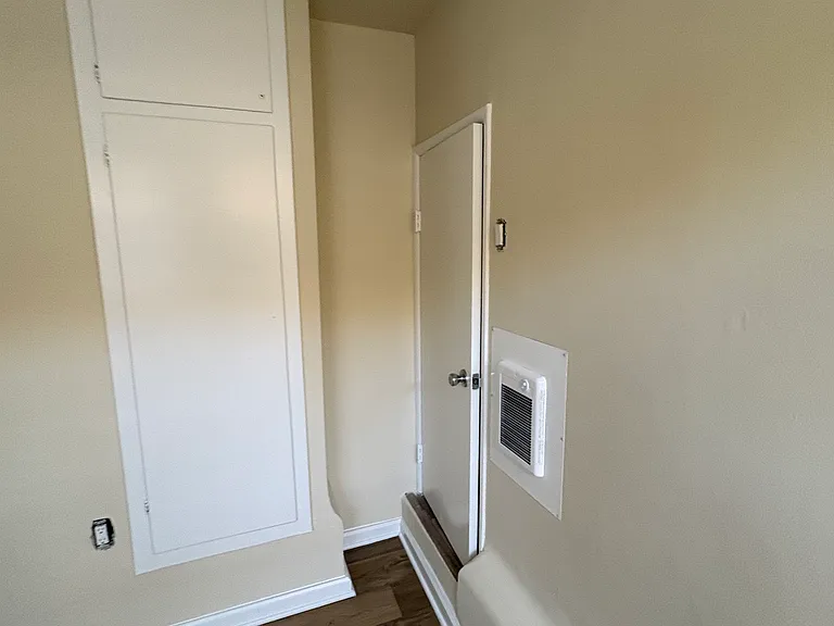 1112 S Atlantic Blvd — Photo 7