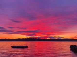 1416 Evergreen Point Rd, Medina, WA 98039