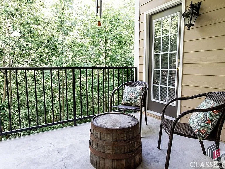 350 Wood Lake Dr #33 — Photo 13