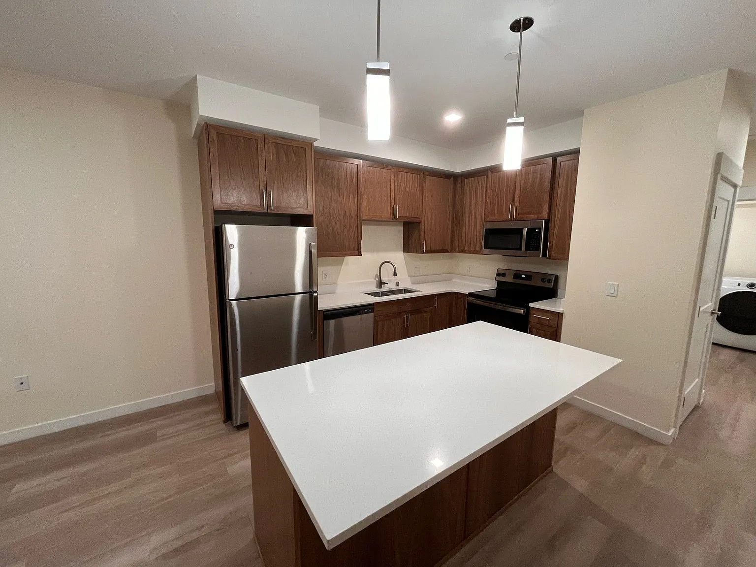 Alena Apartments — Photo 2