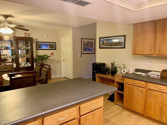 4th image of 3601 W Willow Ave