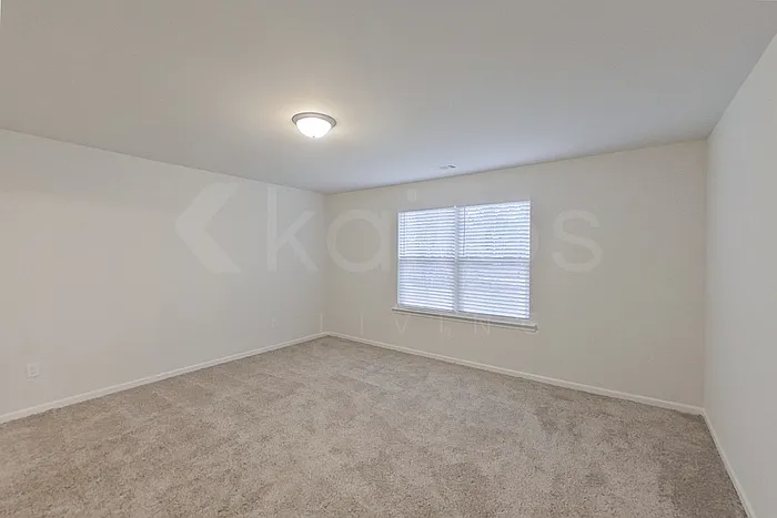 114 Western Red Cedar Dr — Photo 12