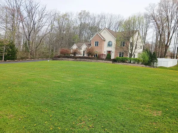 190 Fallen Timber Dr, Dubois, PA 15801