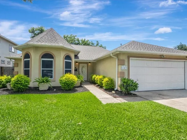 103 Denton Dr, Seabrook, TX 77586
