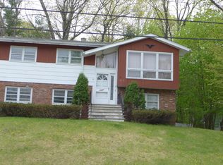 210 Durban Ave, Hopatcong, NJ 07843