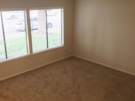 4th image of 1564 Fitchville Ave