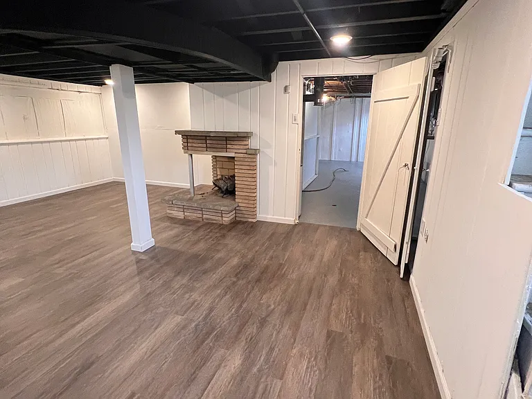 1243 Mead Dr — Photo 7