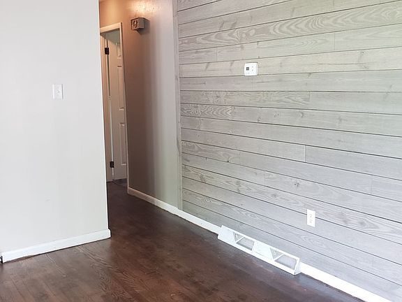 5th image of 3412 Westview Cir