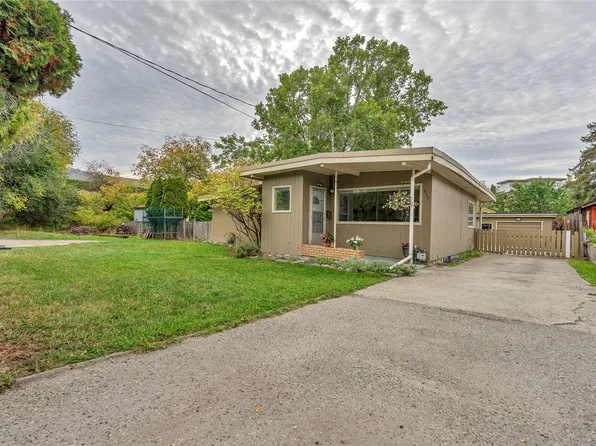 692 Vancouver Ave, Penticton, BC V2A 1A6
