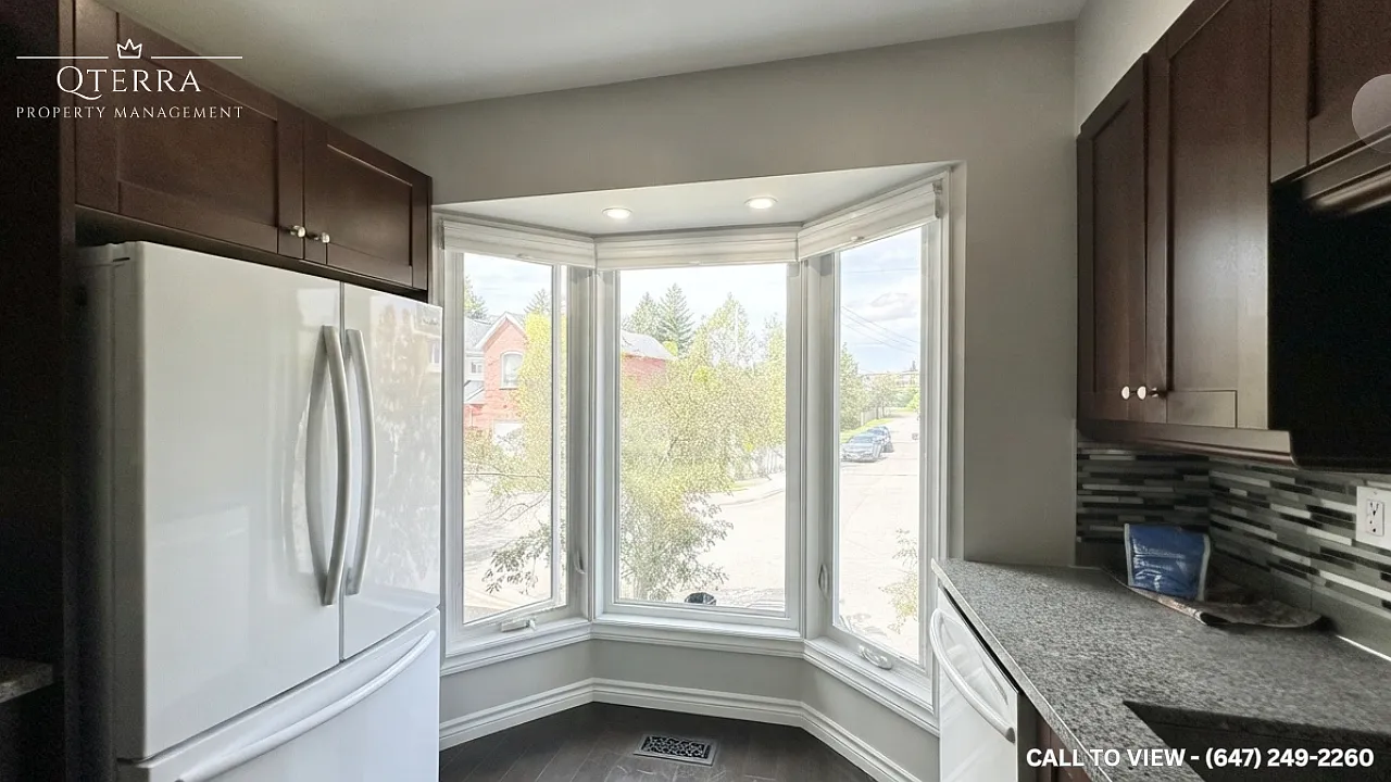 3 bed, 1.5 bath, 1300 sqft, $2,825 — Photo 4