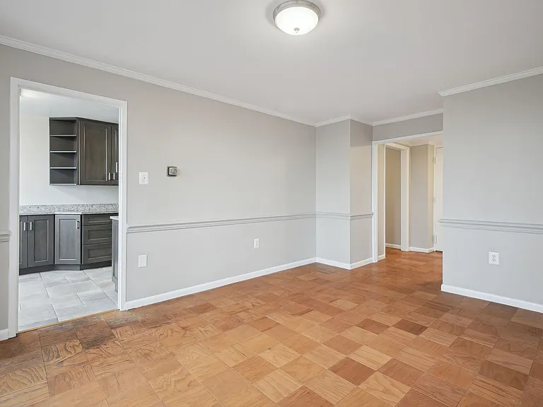10401 Grosvenor Pl #1624 — Photo 6