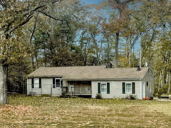 980 American Legion Hwy, Westport, MA 02790
